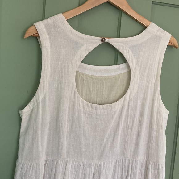 White Cotton Gauze Sleeveless Dress - Picture 4 of 6